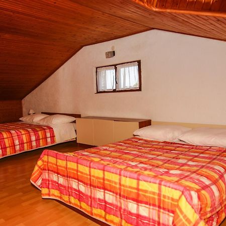 Apartment Karmen بوريتش المظهر الخارجي الصورة